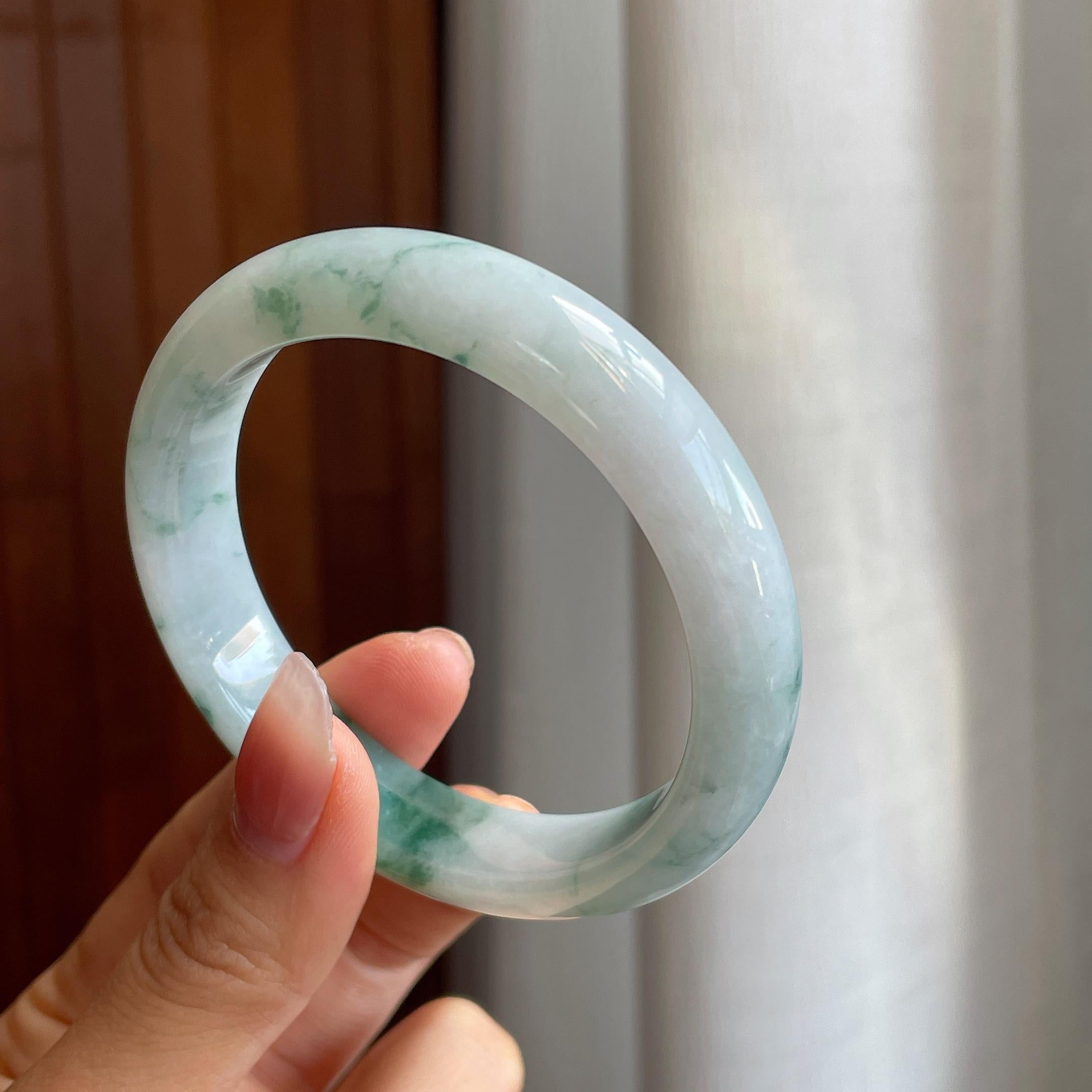 糯冰飘花翡翠平安镯（57.8mm）（yc316583）