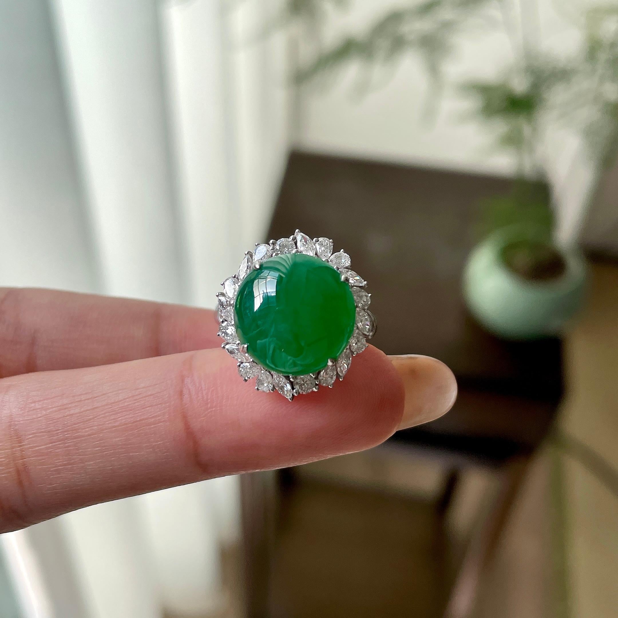18k金钻镶糯冰种满绿蛋面戒指（yc307285）