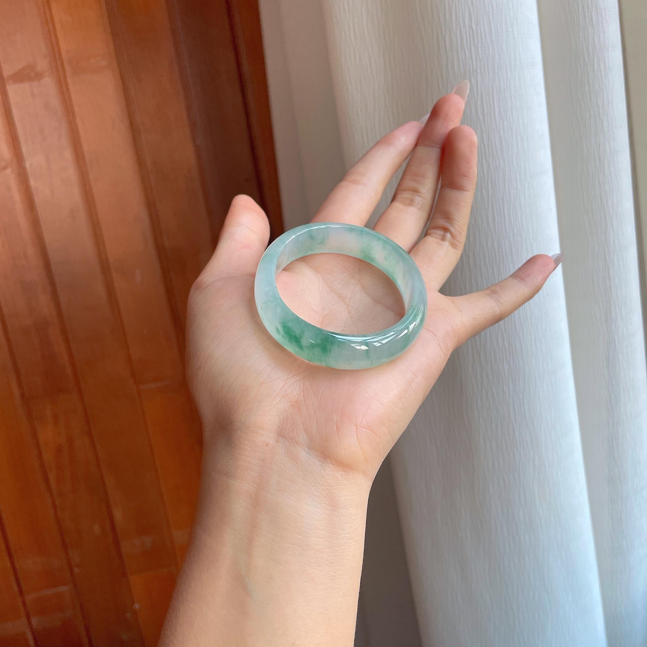 冰种飘花翡翠贵妃镯（55mm）（yc312044）