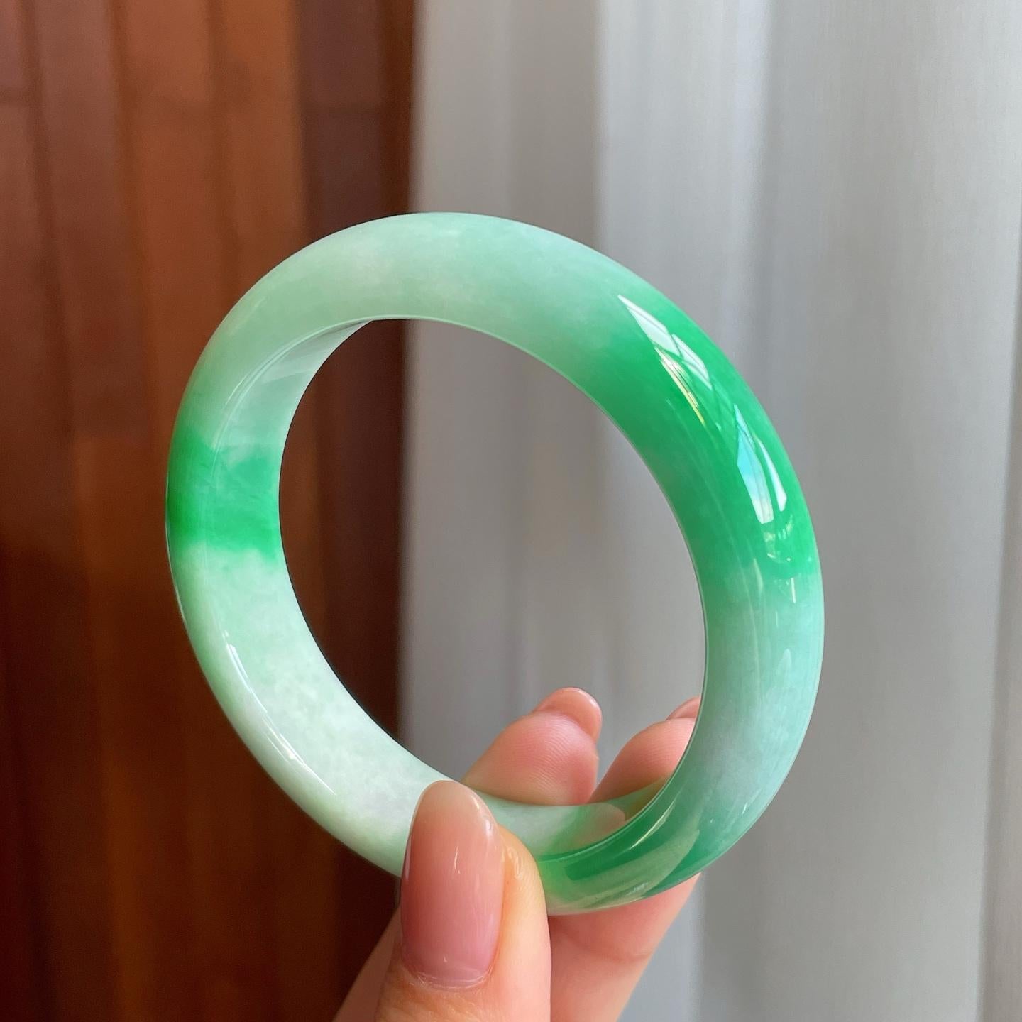 糯冰带色翡翠平安镯（53.6mm)（yc342187）