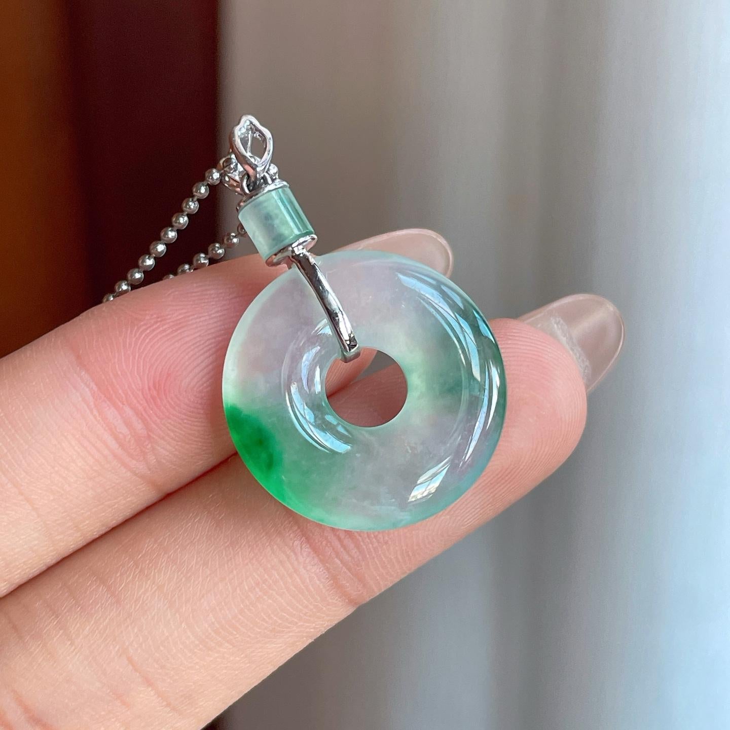 18k金镶冰种飘绿花翡翠甜甜圈（yc246212）