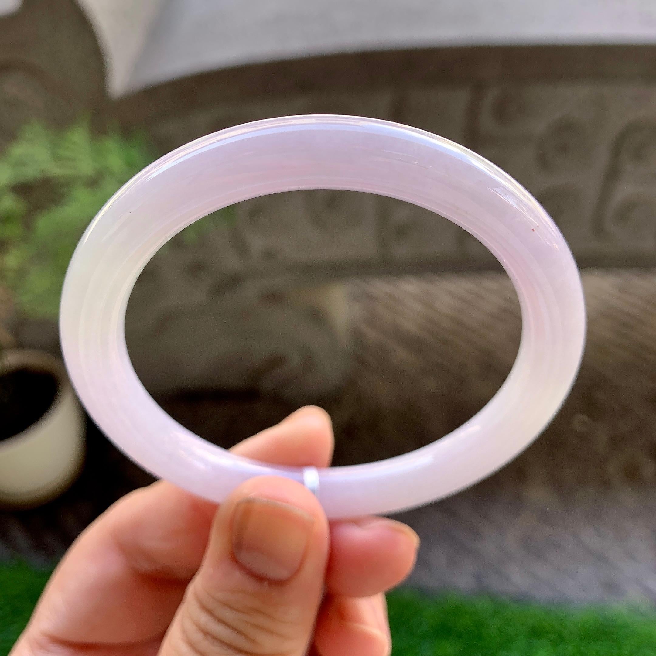 细糯种淡粉底圆条手镯（54.6mm）（yc229793）