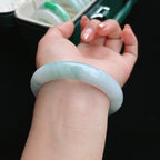 细糯冰飘花正圈翡翠手镯（56.5mm）（yc017162）