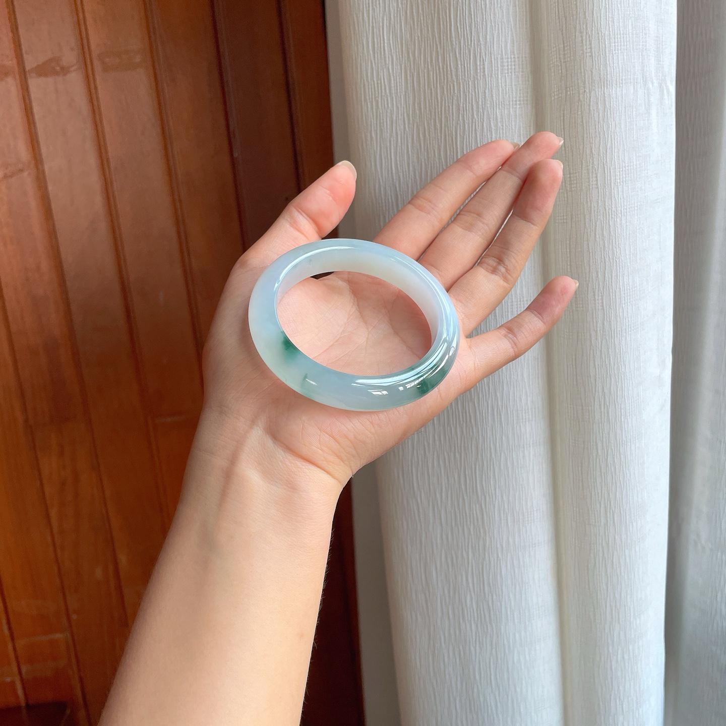 糯冰飘花翡翠平安镯（56mm）（yc400163）