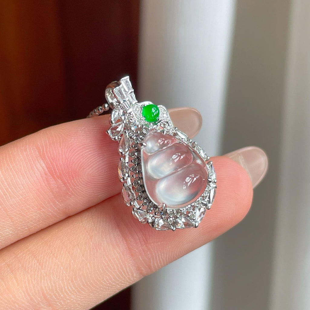 18k金镶镶玻璃种无色翡翠豆子（yc246190）