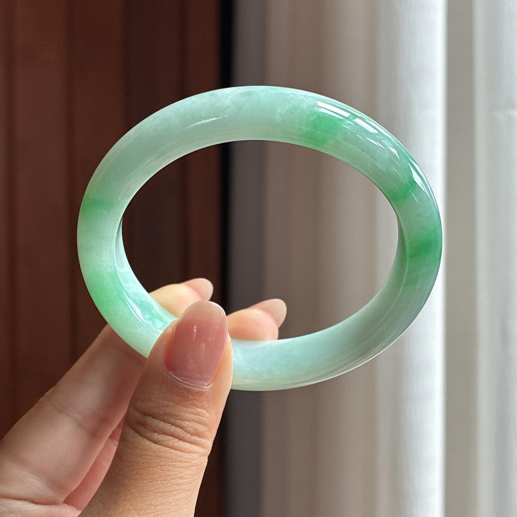 细糯带色贵妃镯 54圈 天然缅甸Ａ货翡翠（yc502533）