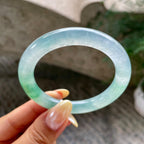 小圈口       糯冰种蓝底飘花圆条手镯52.6圈          天然缅甸A货翡翠（yc454776）