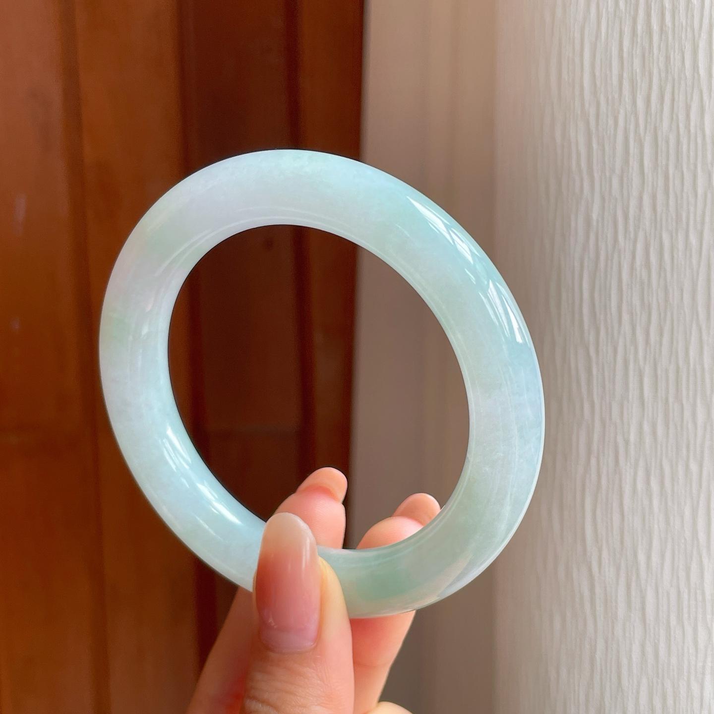 糯冰带色翡翠圆条手镯（54.8mm)（yc348588）
