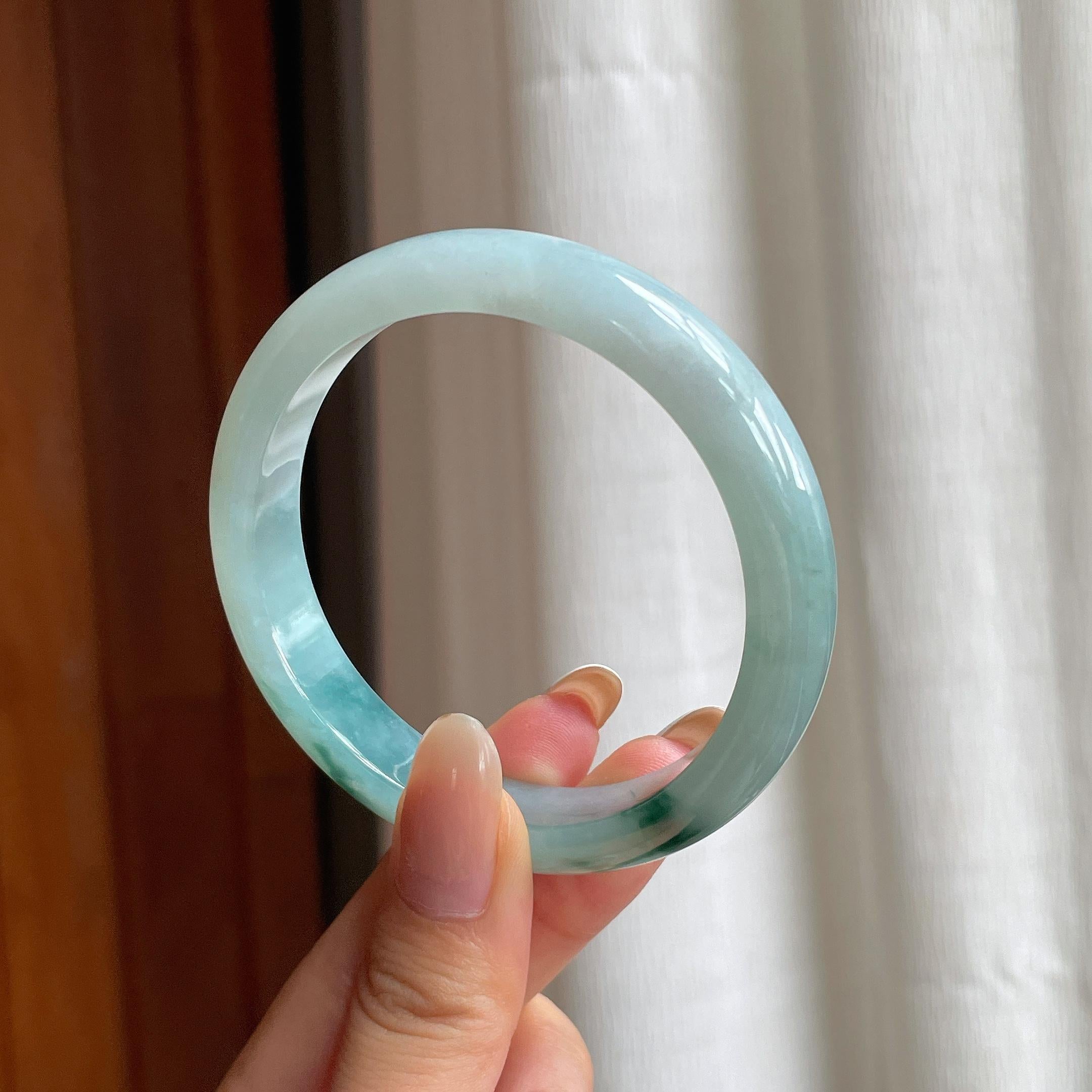 糯冰飘花翡翠平安镯（57.3mm)（yc416963）