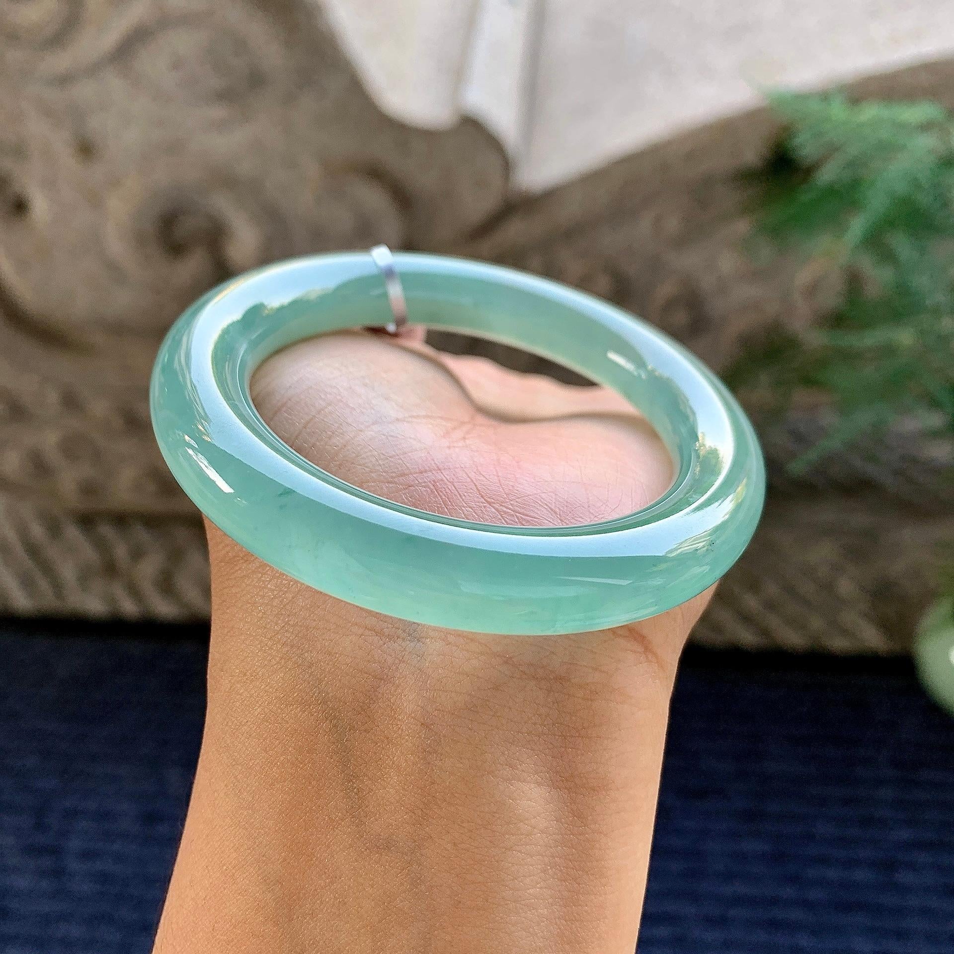 糯冰种蓝底圆条手镯（53.1mm）（yc243451）