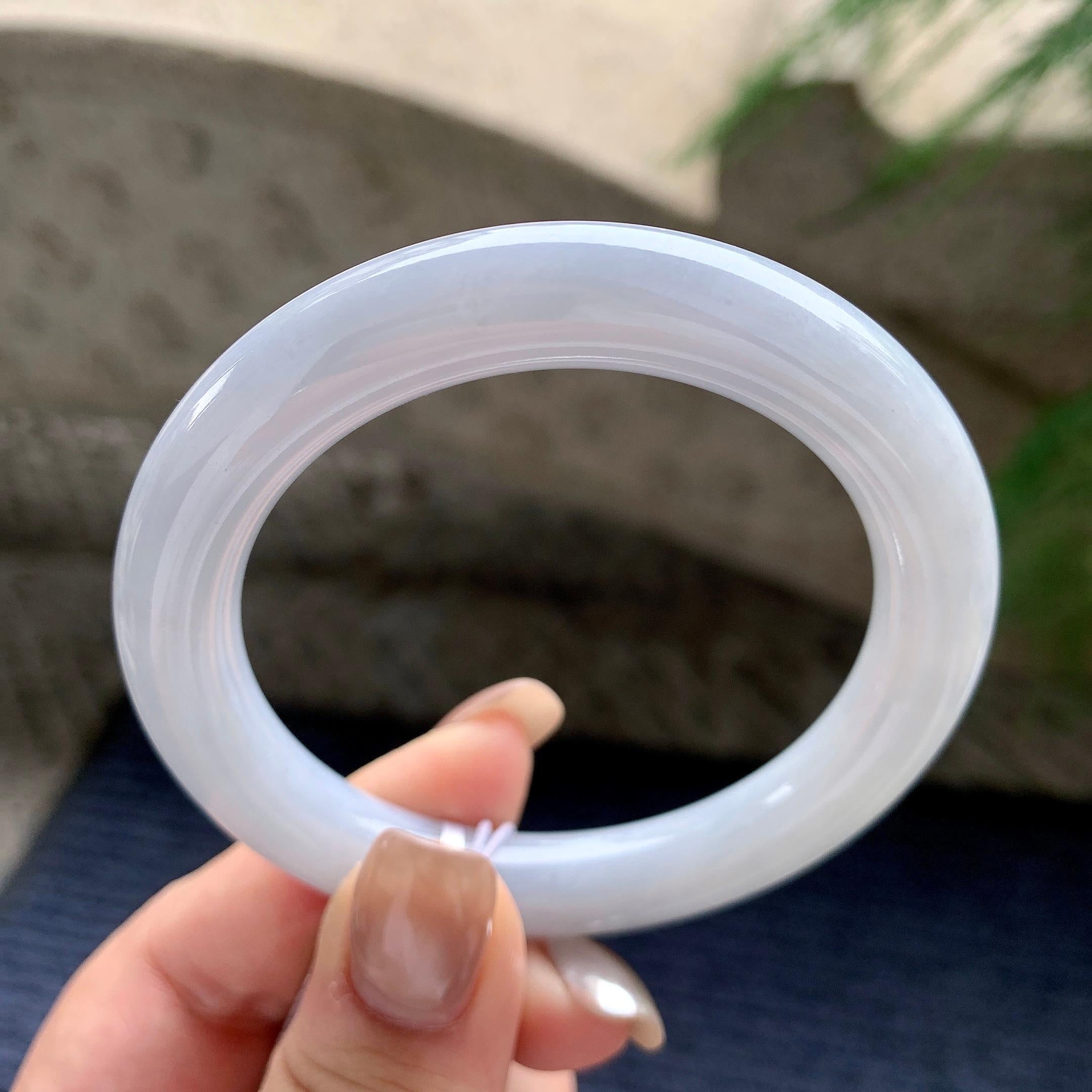 细糯种淡紫底圆条手镯  53.3圈口  天然缅甸A货翡翠（yc436233）