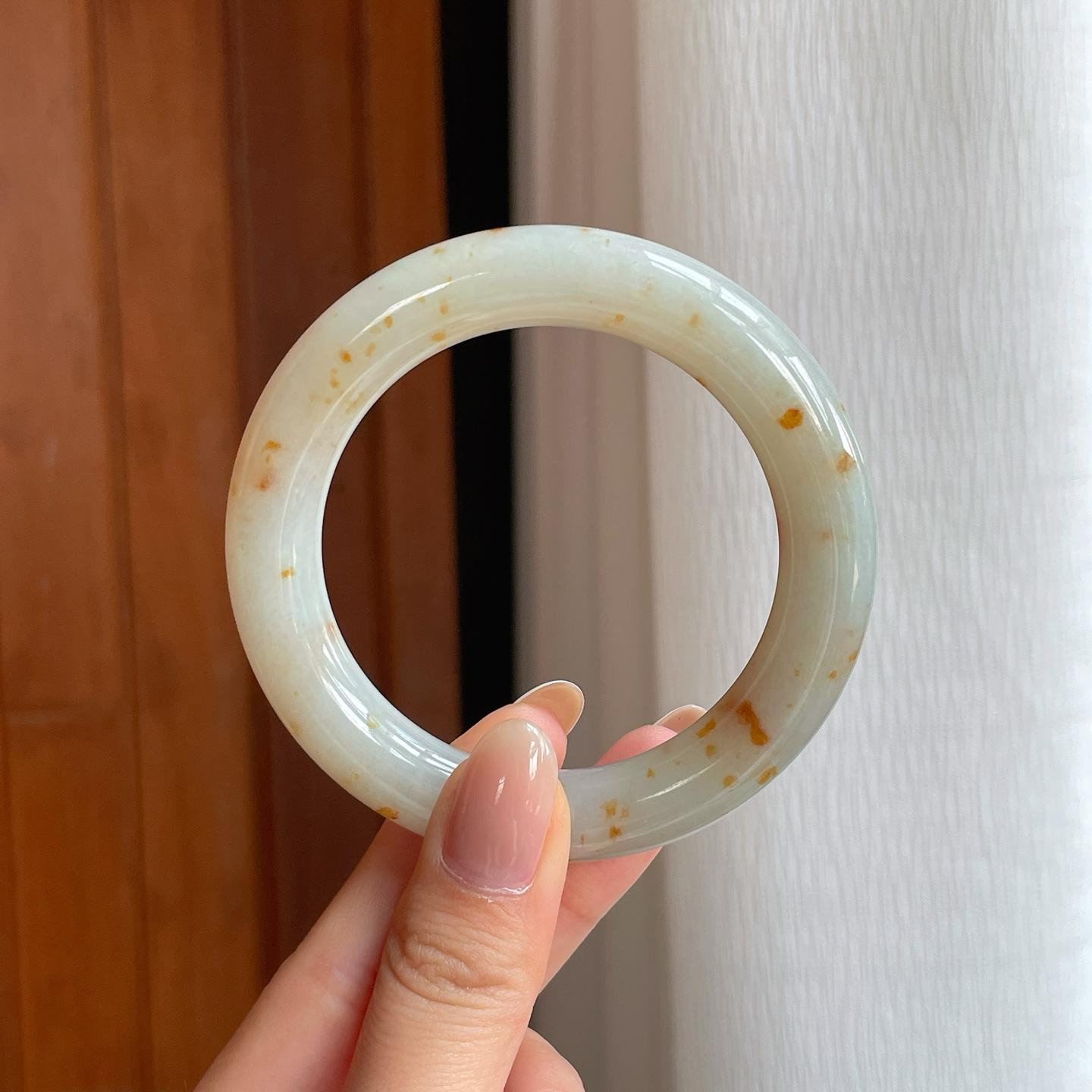 糯冰洒金翡翠圆条手镯（53.6mm)（yc373887）
