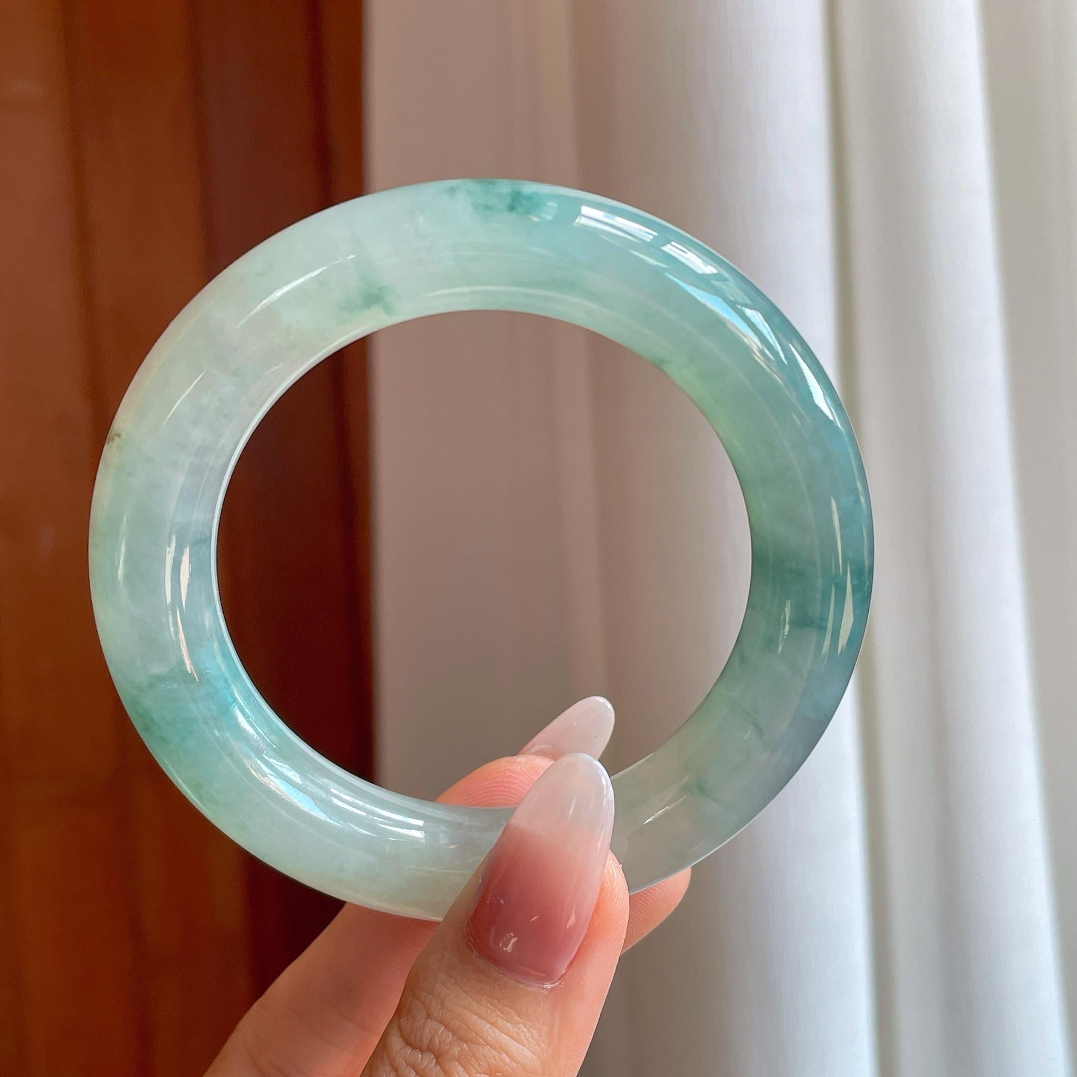 糯冰飘花翡翠圆条手镯（54.5mm）（yc295783）