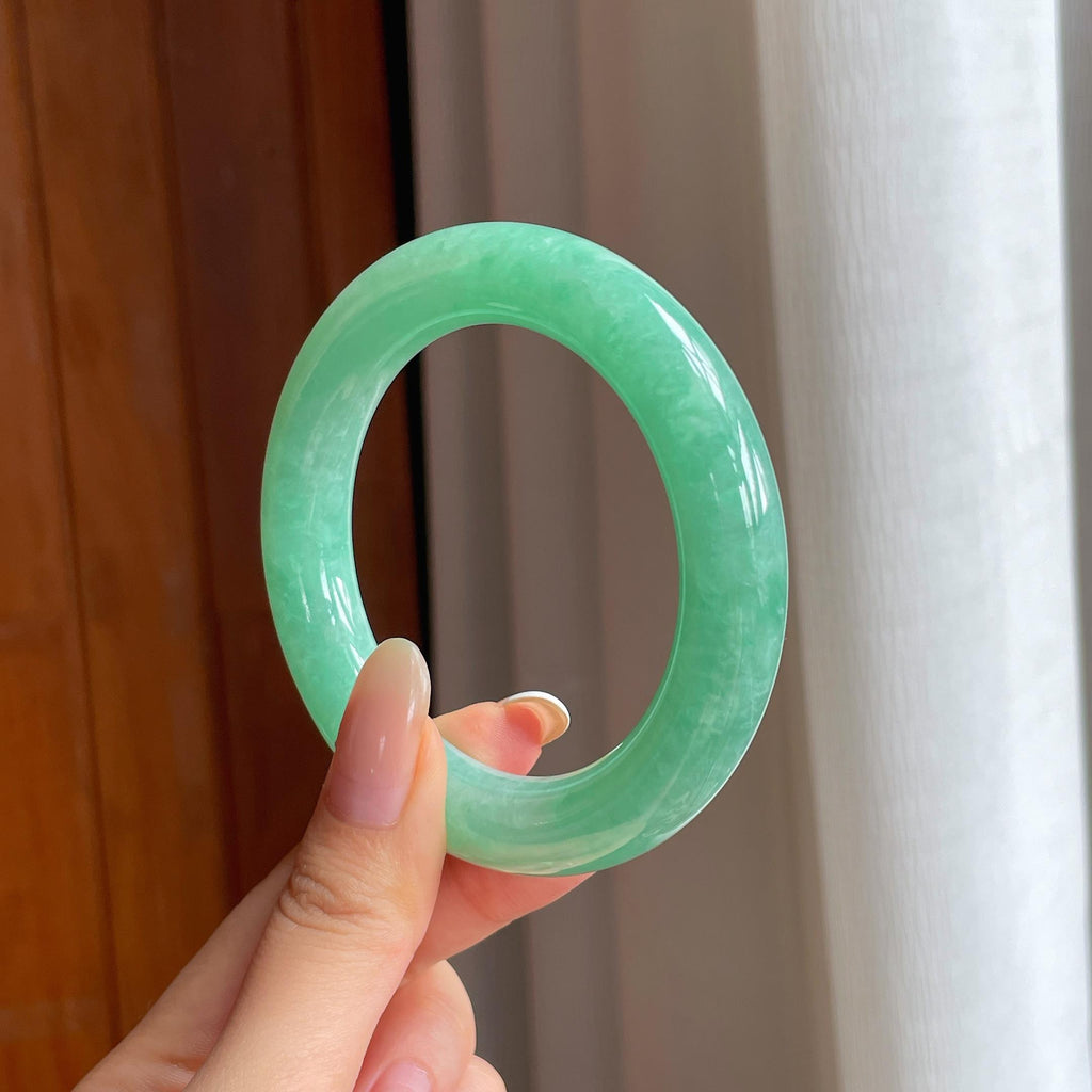 糯冰满绿翡翠圆条手镯（55mm)（yc419488）