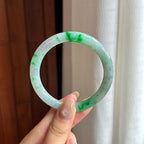 糯冰乌鸡飘花翡翠圆条手镯 55圈（yc436483）