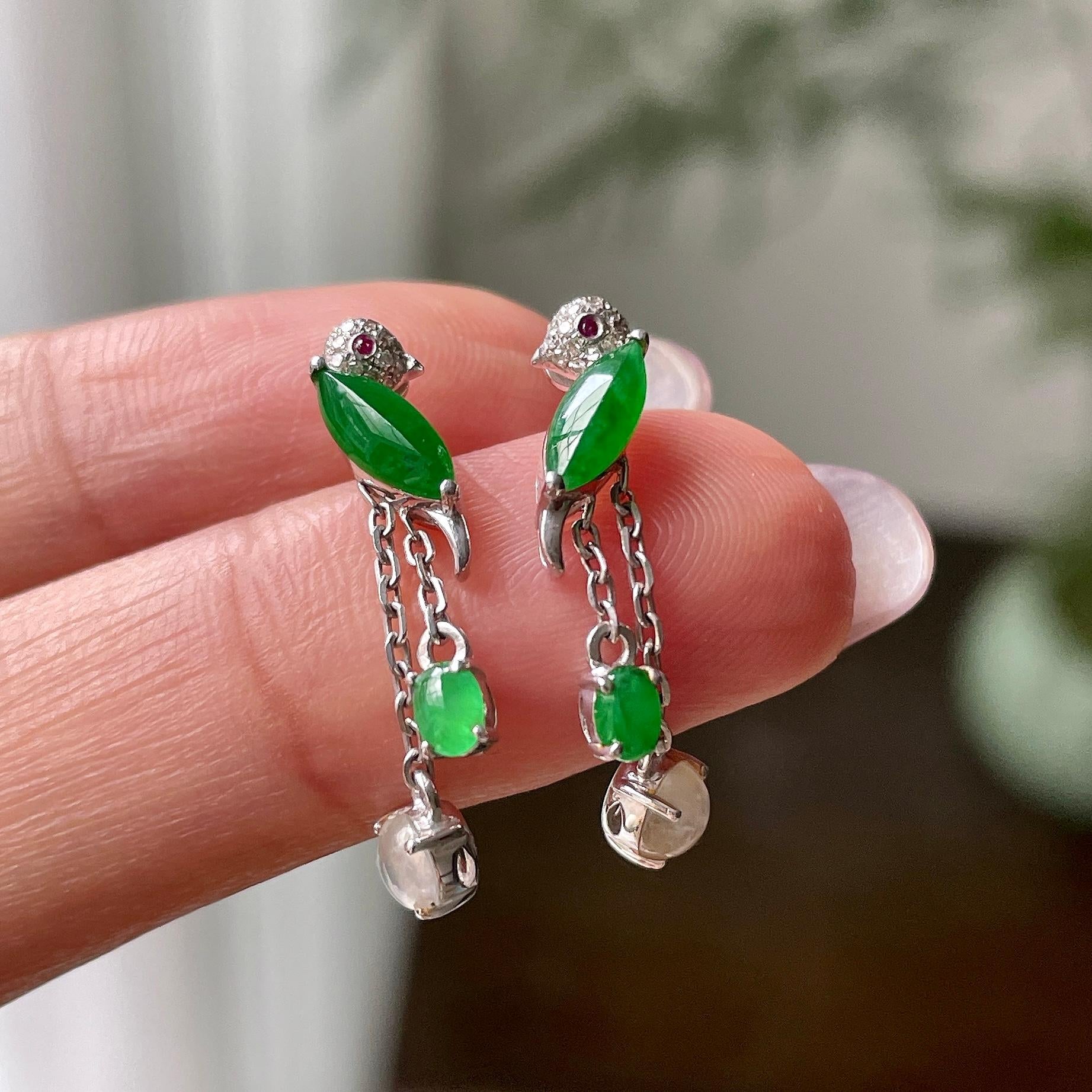 18k金钻镶糯冰种满绿随型耳钉   天然缅甸A货翡翠（yc319045）