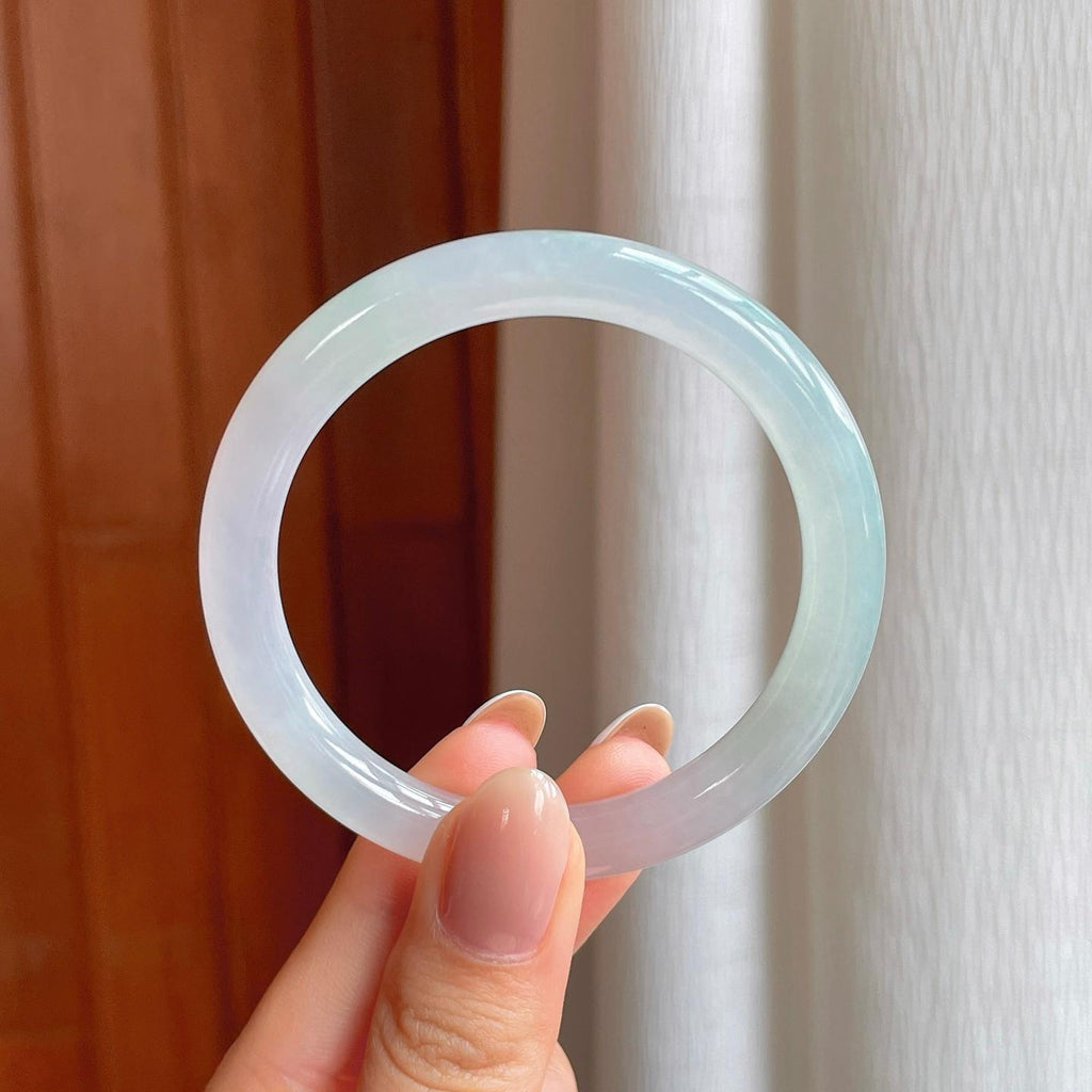 冰种淡底色翡翠圆条手镯（51.3mm)（yc373866）