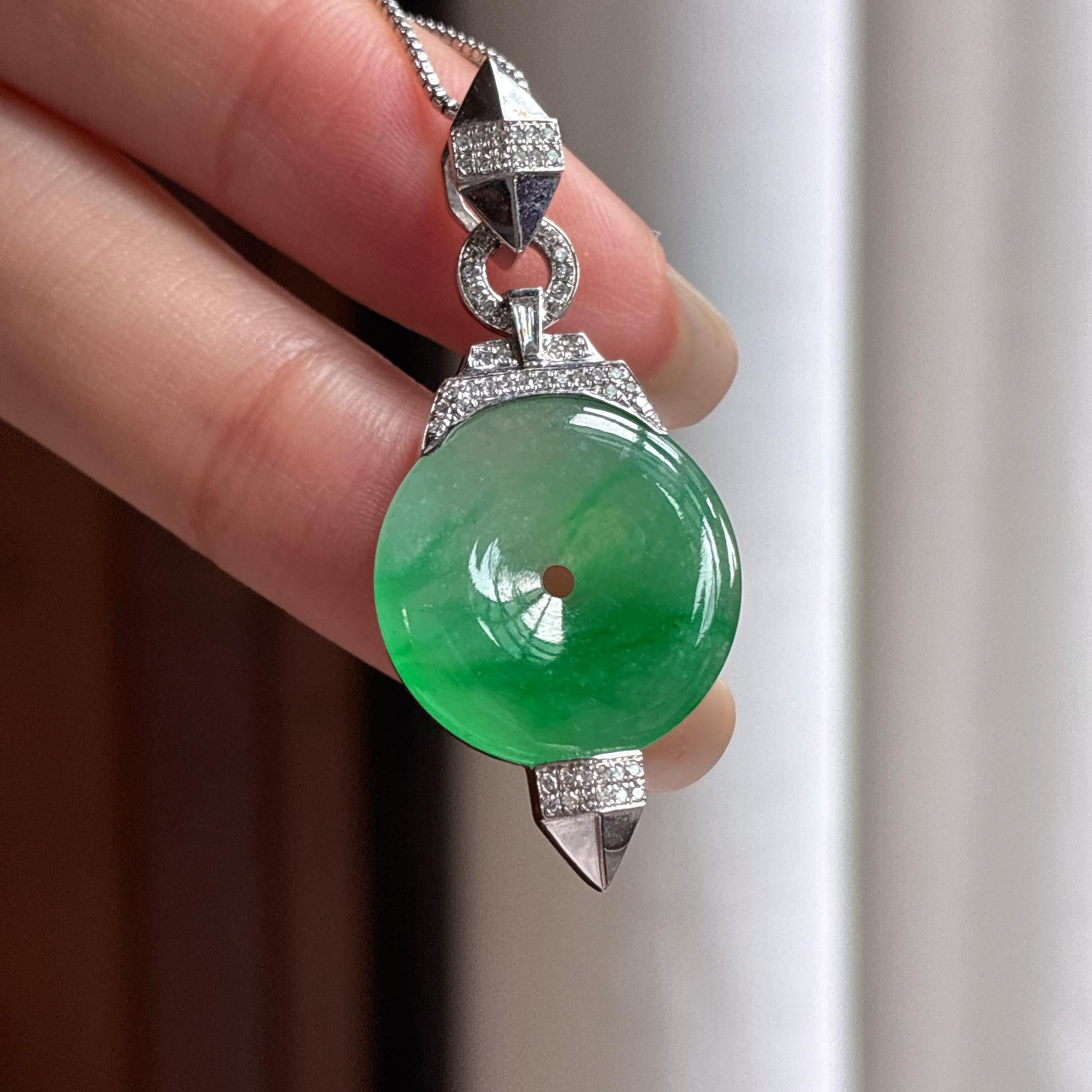 Mặt dây chuyền ngọc bích Myanmar tự nhiên loại A, khảm vàng 18k, màu xanh lục đầy đặn, bề mặt băng chủng (yc450416)