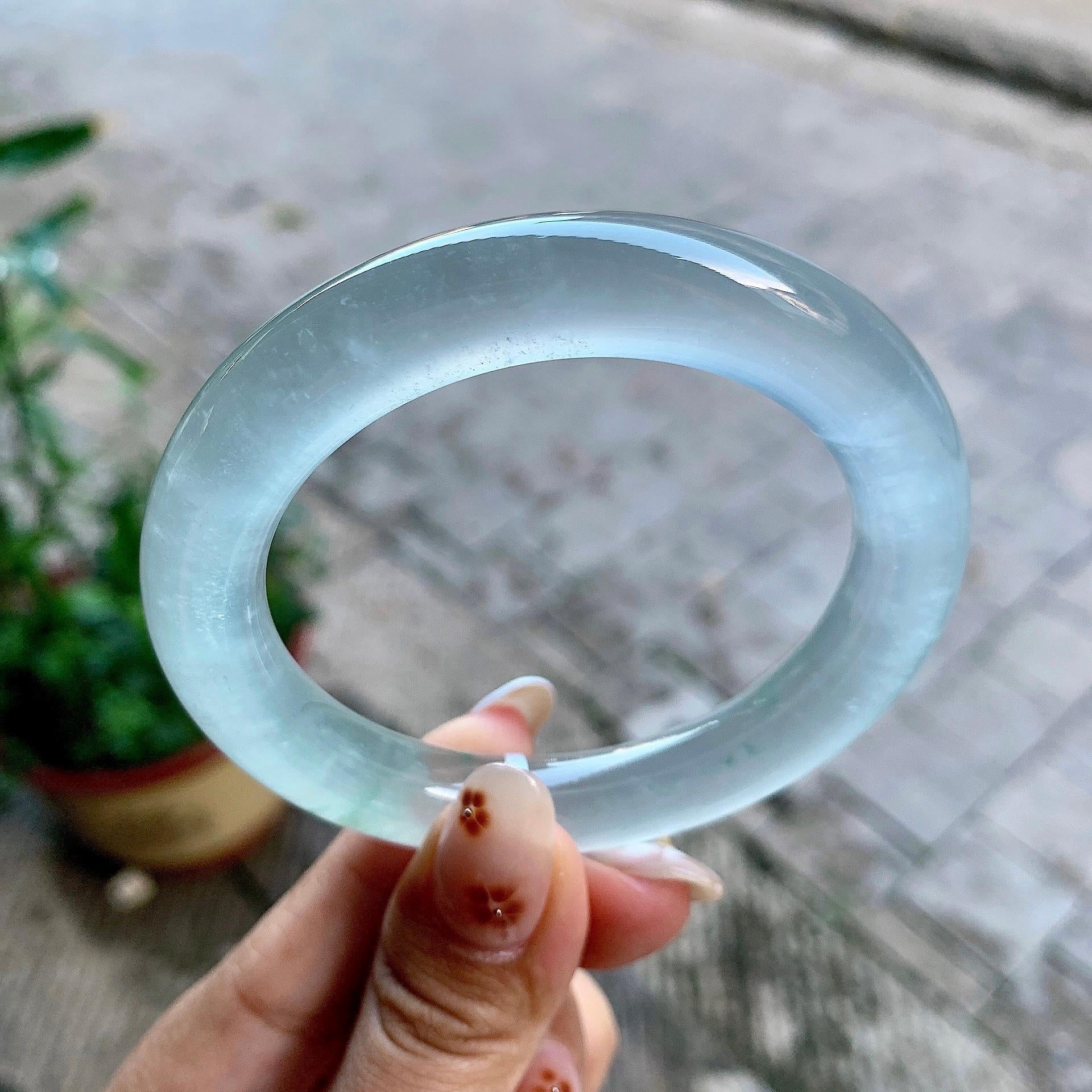 高冰种飘花圆条手镯（55.1mm）（yc246678）