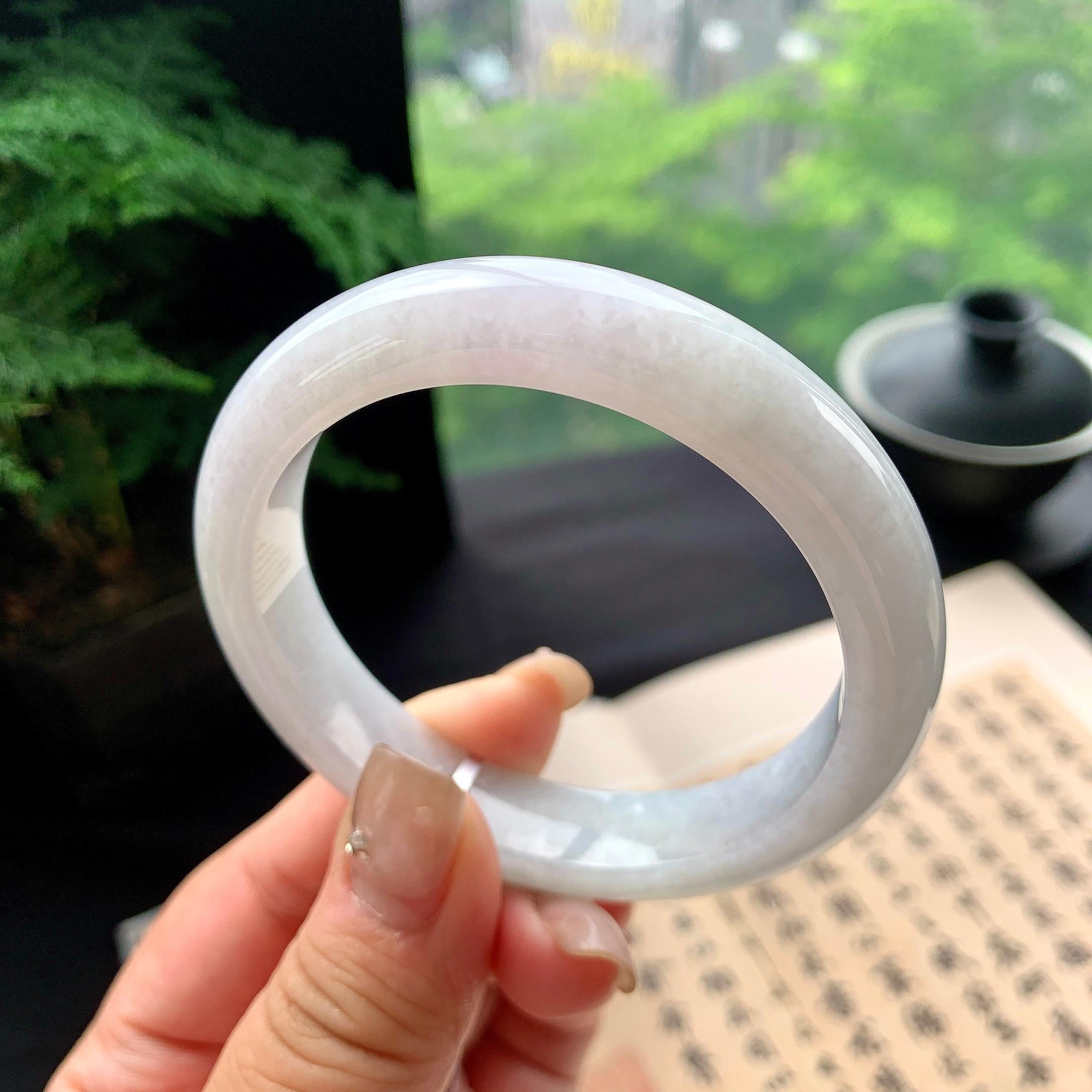 细糯种淡紫罗兰正圈平安镯 56.2圈口 天然缅甸A货翡翠（yc473087）