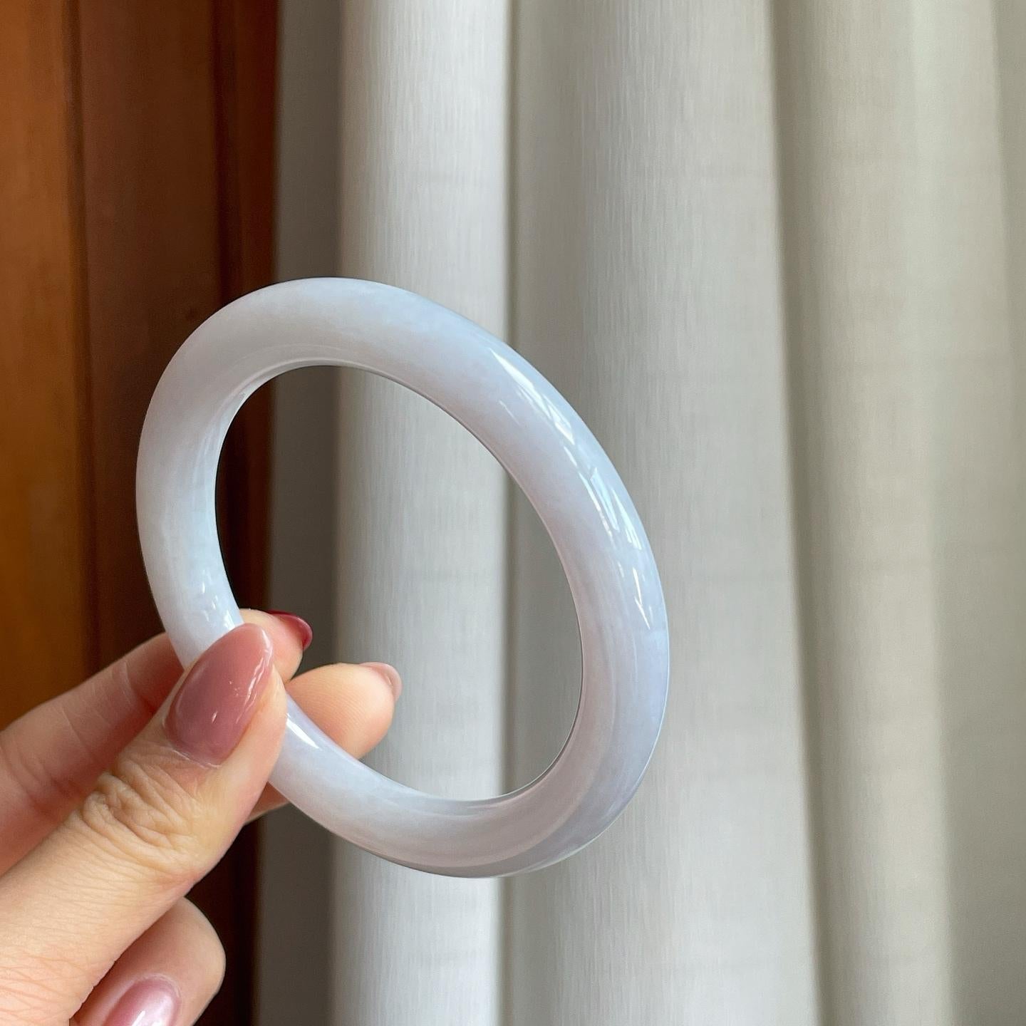 糯冰淡白月光翡翠圆条手镯（58mm）（yc302328）