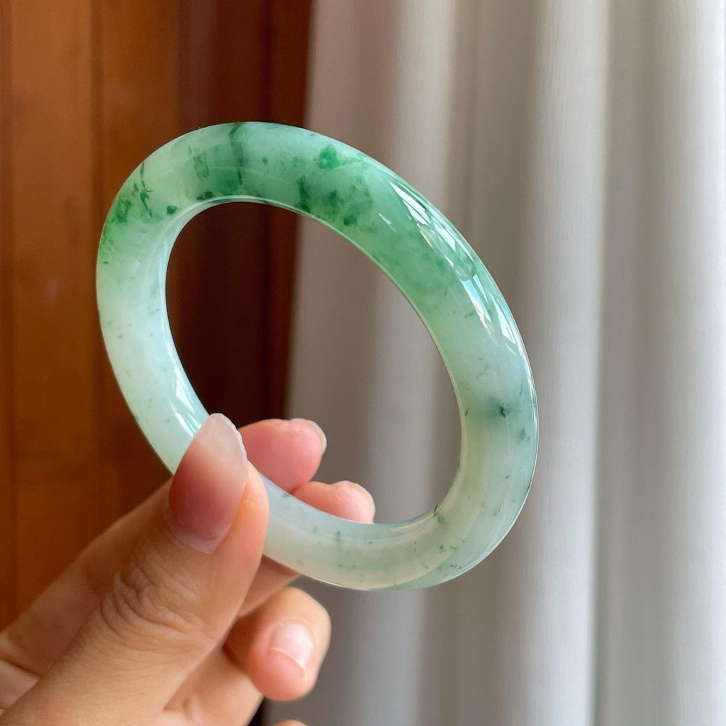 糯冰飘花翡翠圆条手镯（53.6mm）（yc312966）