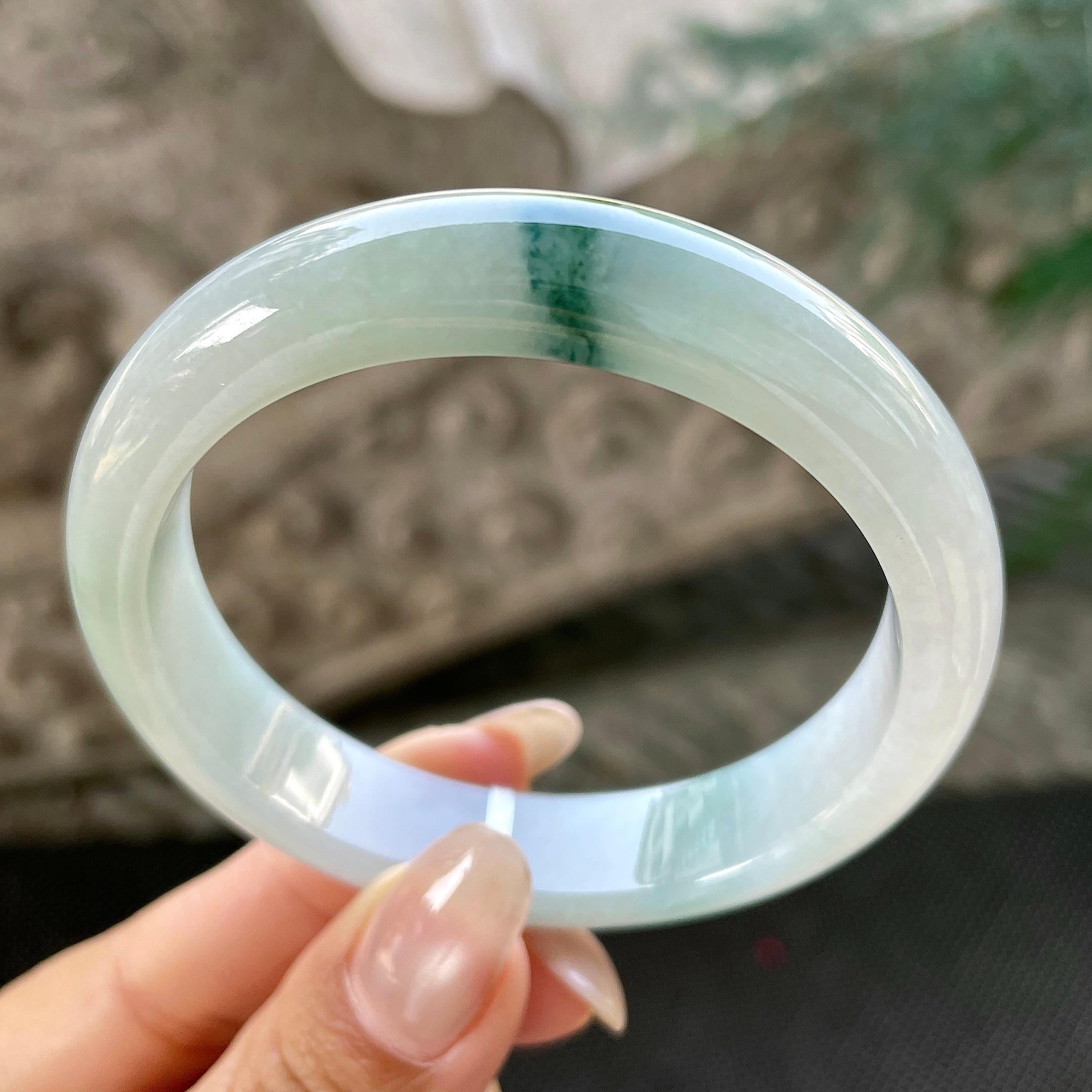 细糯种飘绿花正圈平安镯57圈    天然缅甸A货翡翠（yc348223）
