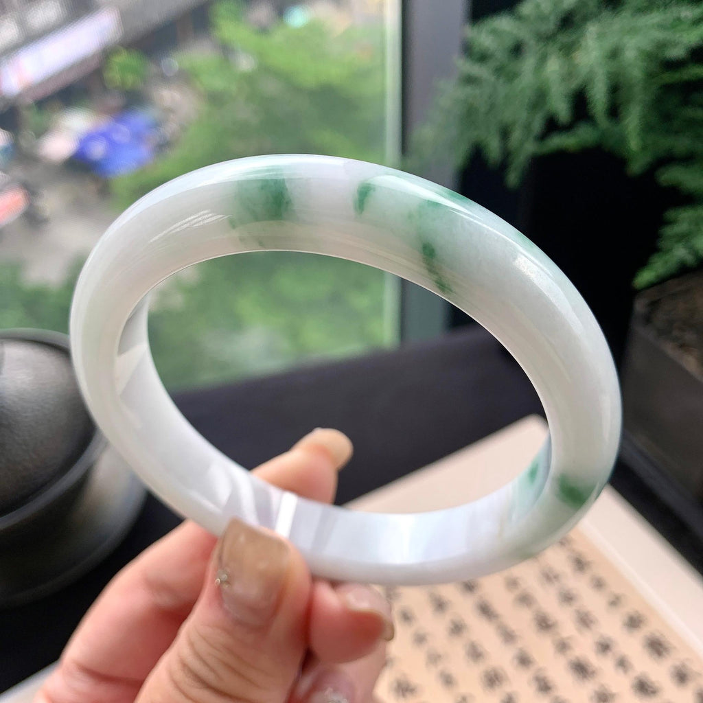 大圈口 细糯种飘绿花正圈平安镯 61.3圈口 天然缅甸A货翡翠（yc477605）