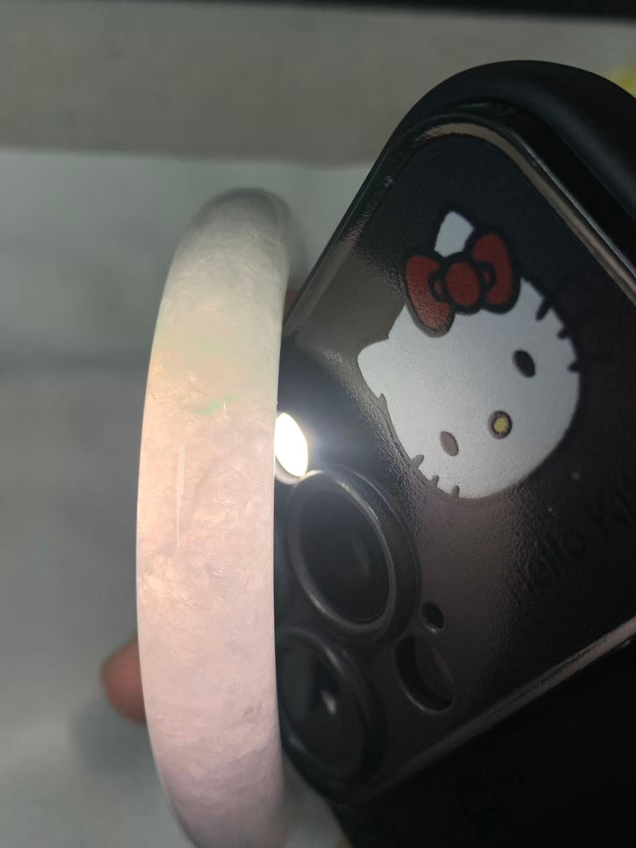 糯冰种春彩圆条手镯（55.5mm）（yc249444）