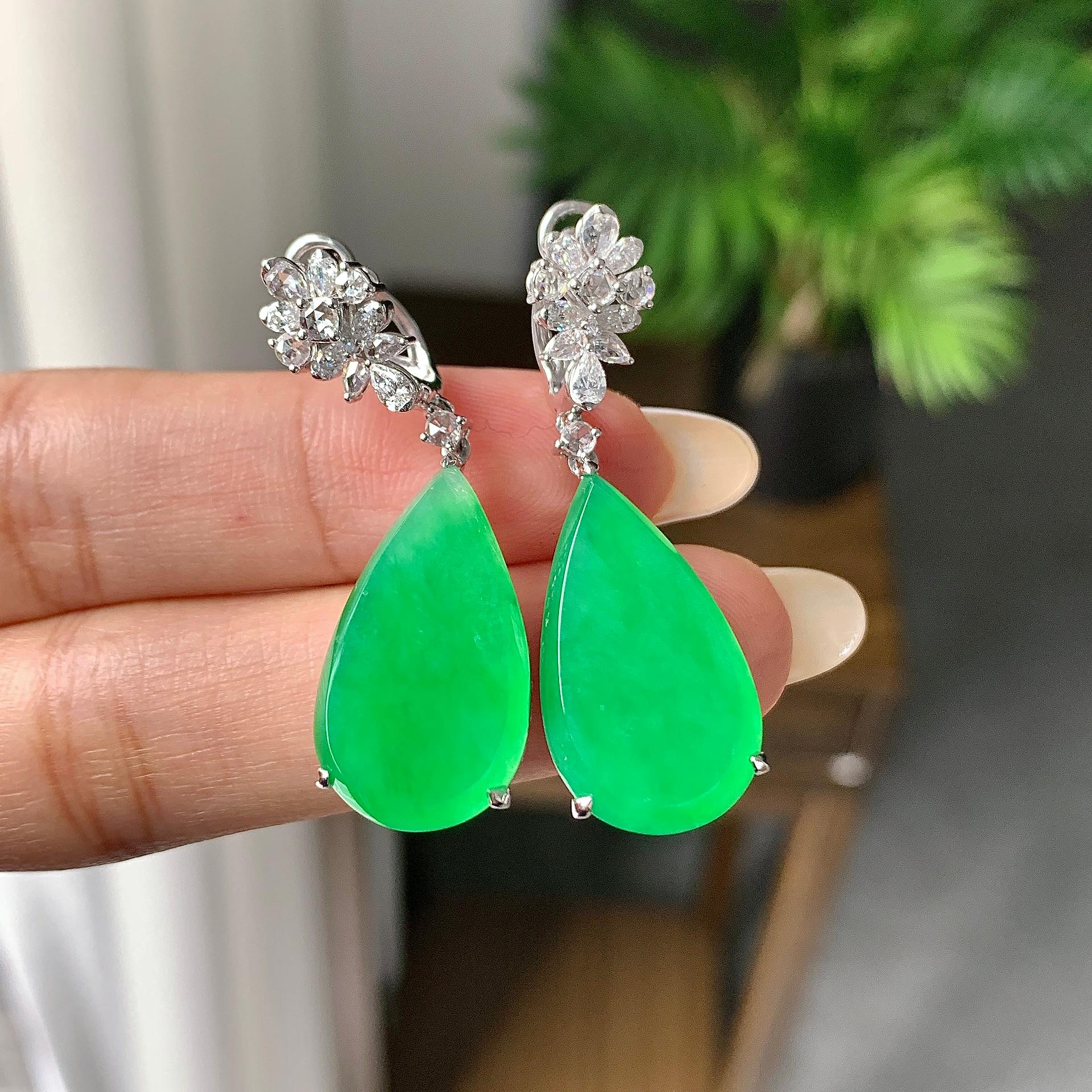 18k金钻镶糯冰种满绿水滴耳坠（yc253841）