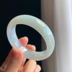 冰种宽版带一抹紫罗兰宽版翡翠手镯（53.5mm）（yc329518）