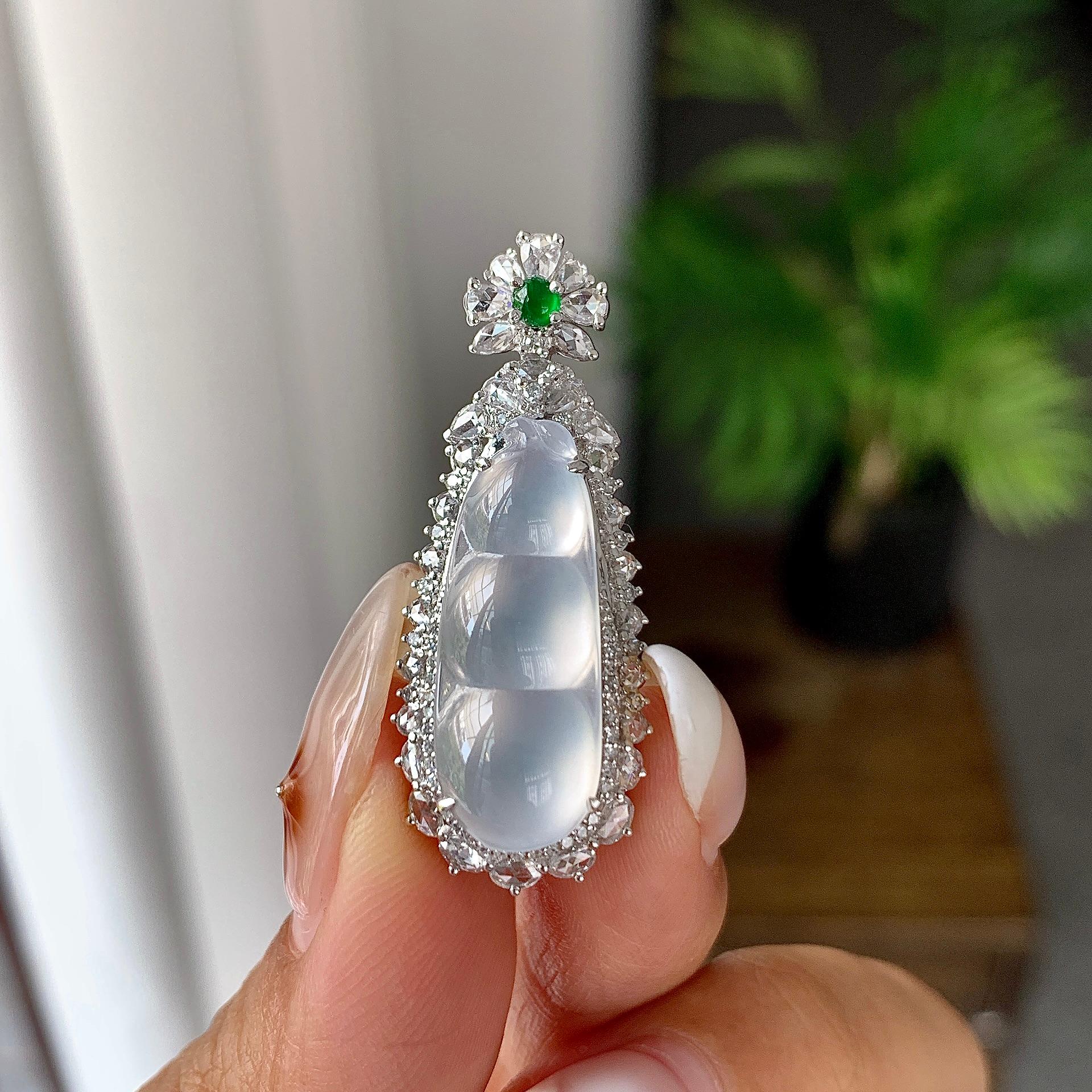 18k金钻镶高冰种无色福豆吊坠（yc255619）