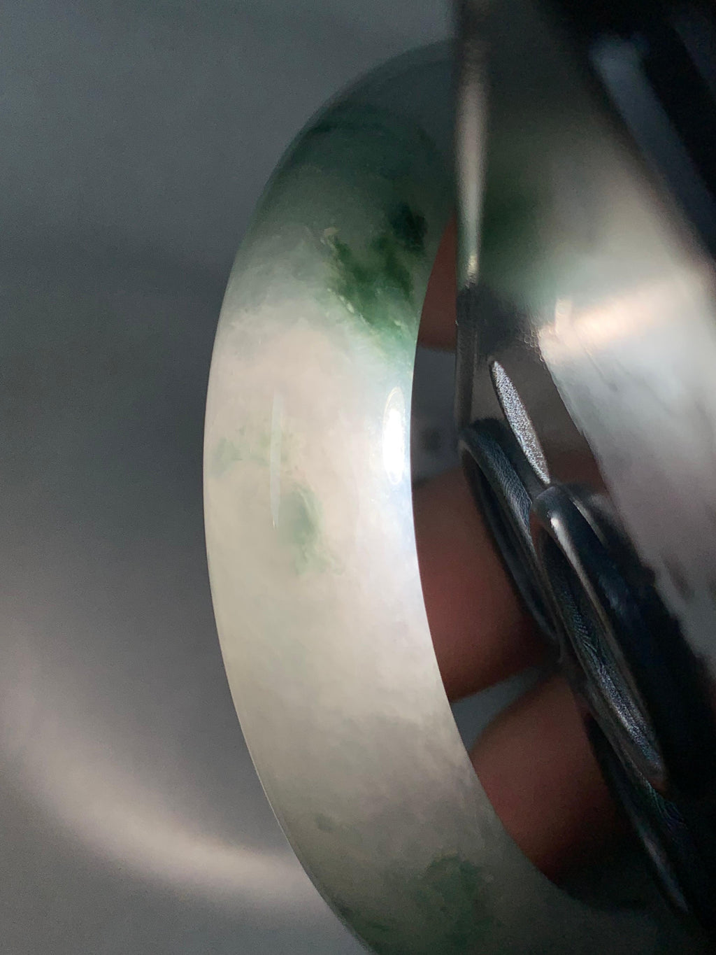 细糯种飘花平安镯（55.4mm）（yc228501）