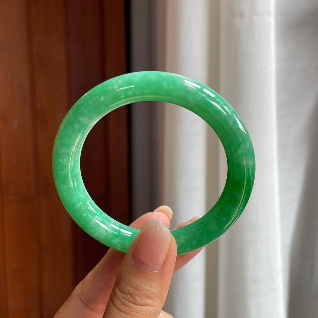 糯冰满绿翡翠圆条手镯（53.5mm）（yc407622）