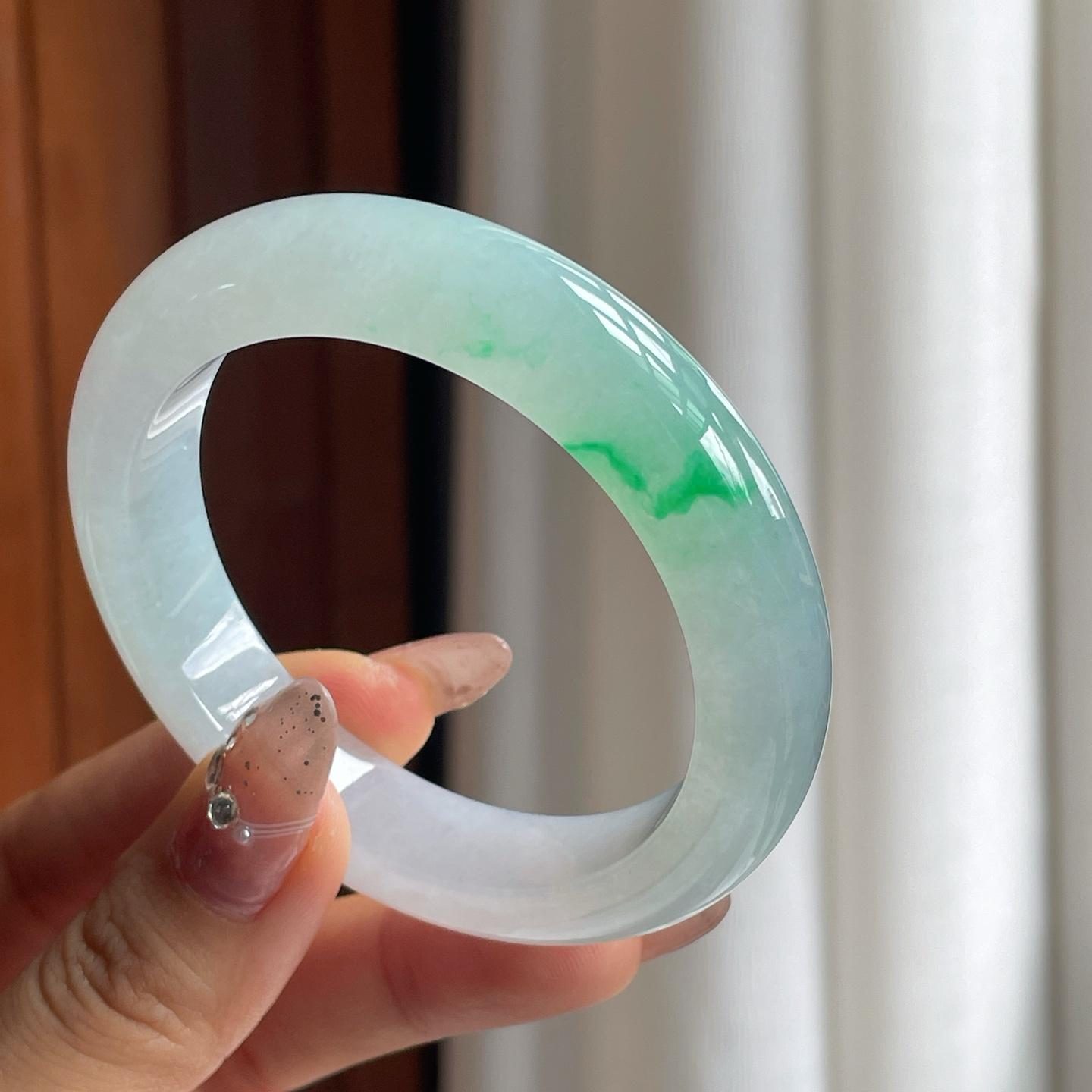 糯冰种带色翡翠平安镯（54mm）