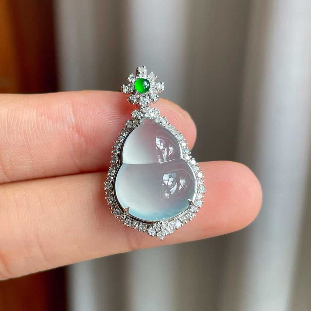 18k金镶冰种蓝底翡翠葫芦（yc247183）