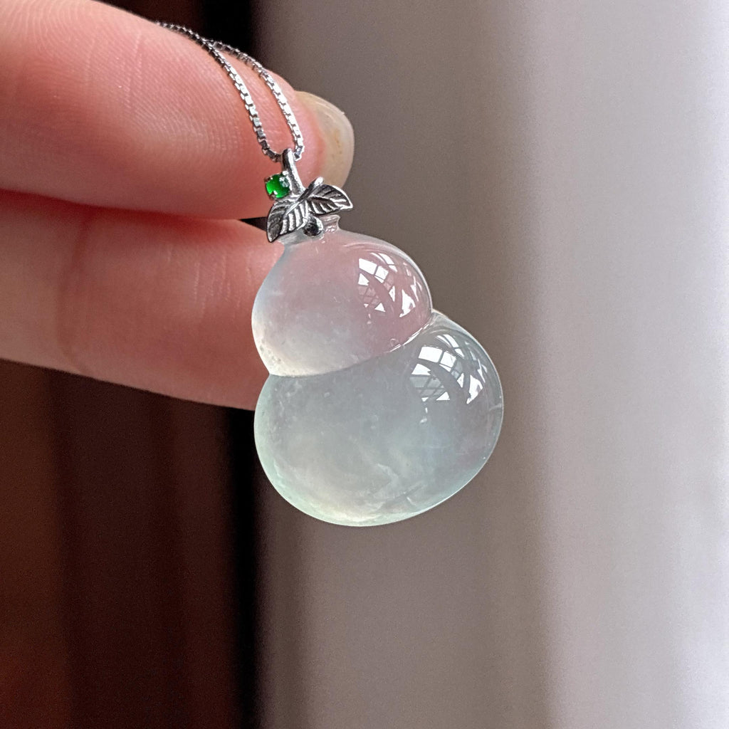 18k金扣头冰种淡底色葫芦挂件 天然缅甸A货翡翠（yc483612）