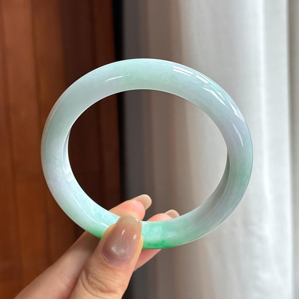 Vòng tay tròn bình an hạt mịn màu sắc đẹp, khẩu độ lớn 60, Ngọc phỉ thúy tự nhiên loại A Myanmar (yc450829)