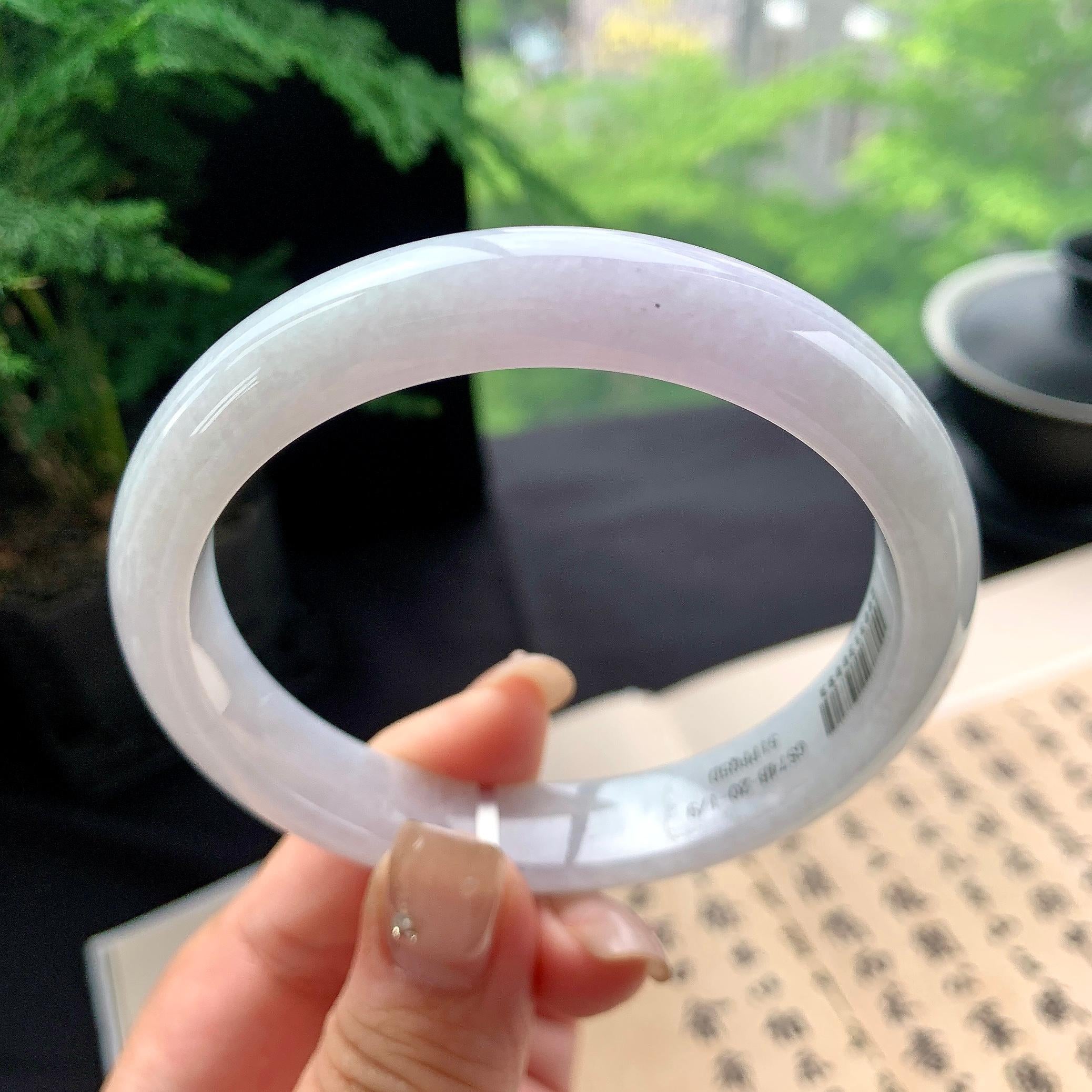 大圈口 细糯种淡紫罗兰正圈平安镯 62圈口 天然缅甸A货翡翠（yc473075）
