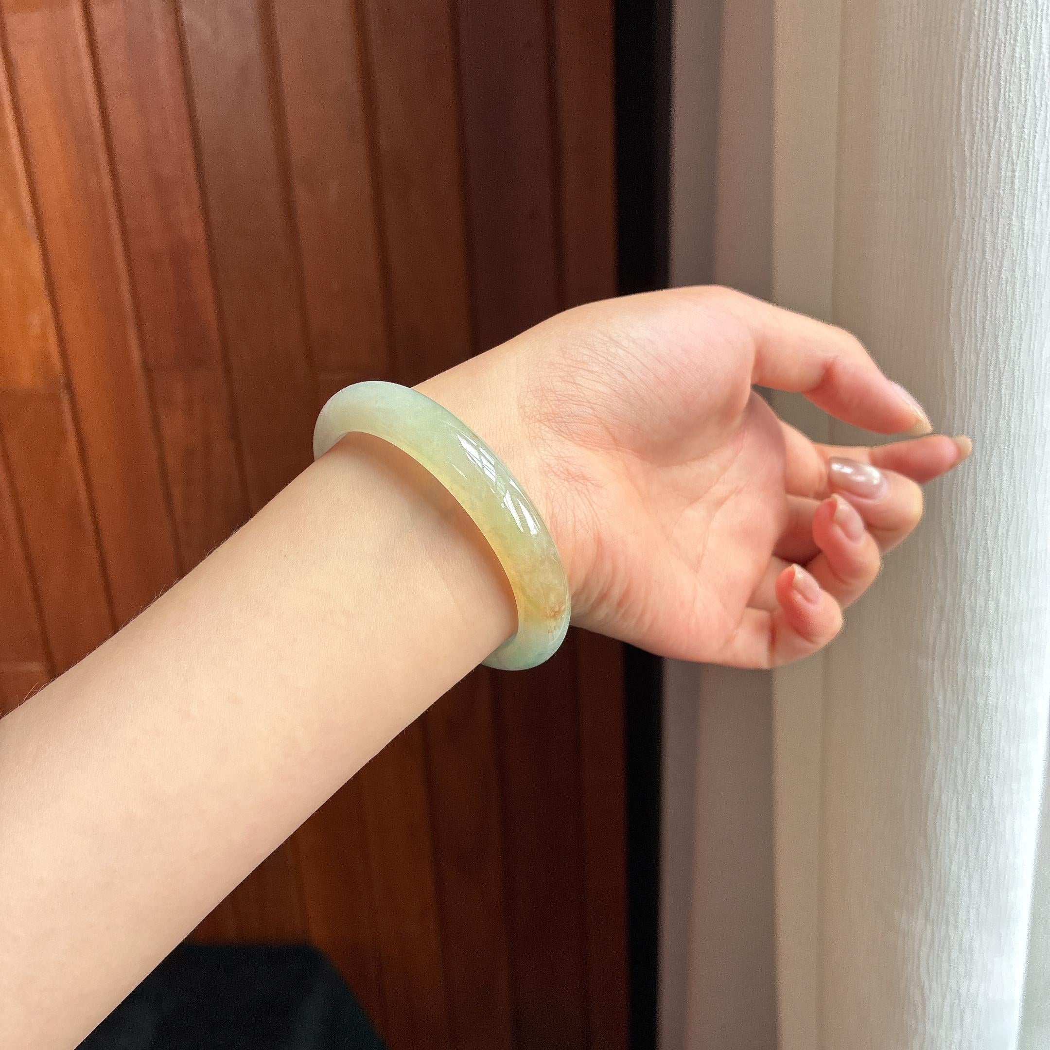 Vòng Ngọc Bích Mi Phi Tuyết Băng Phấn Hoa Đặc Sắc size 52