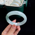 糯冰飘蓝花正圈翡翠手镯（57mm）（yc017164）