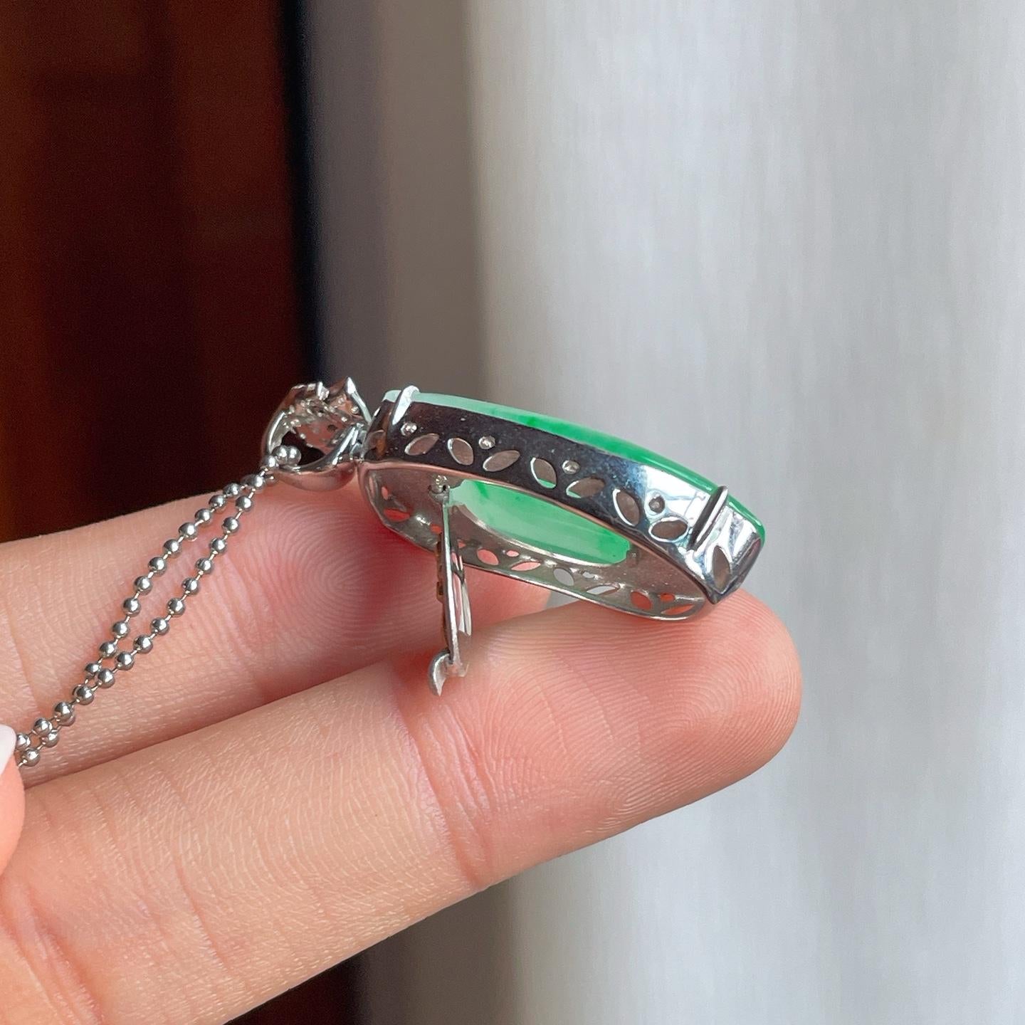 18k金镶糯冰飘绿翡翠福瓜（yc251743）