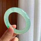 冰种飘绿花翡翠圆条手镯（54.5mm）（yc329510）