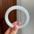 糯冰白月光带飘花翡翠平安镯（57.5mm)（yc322577）