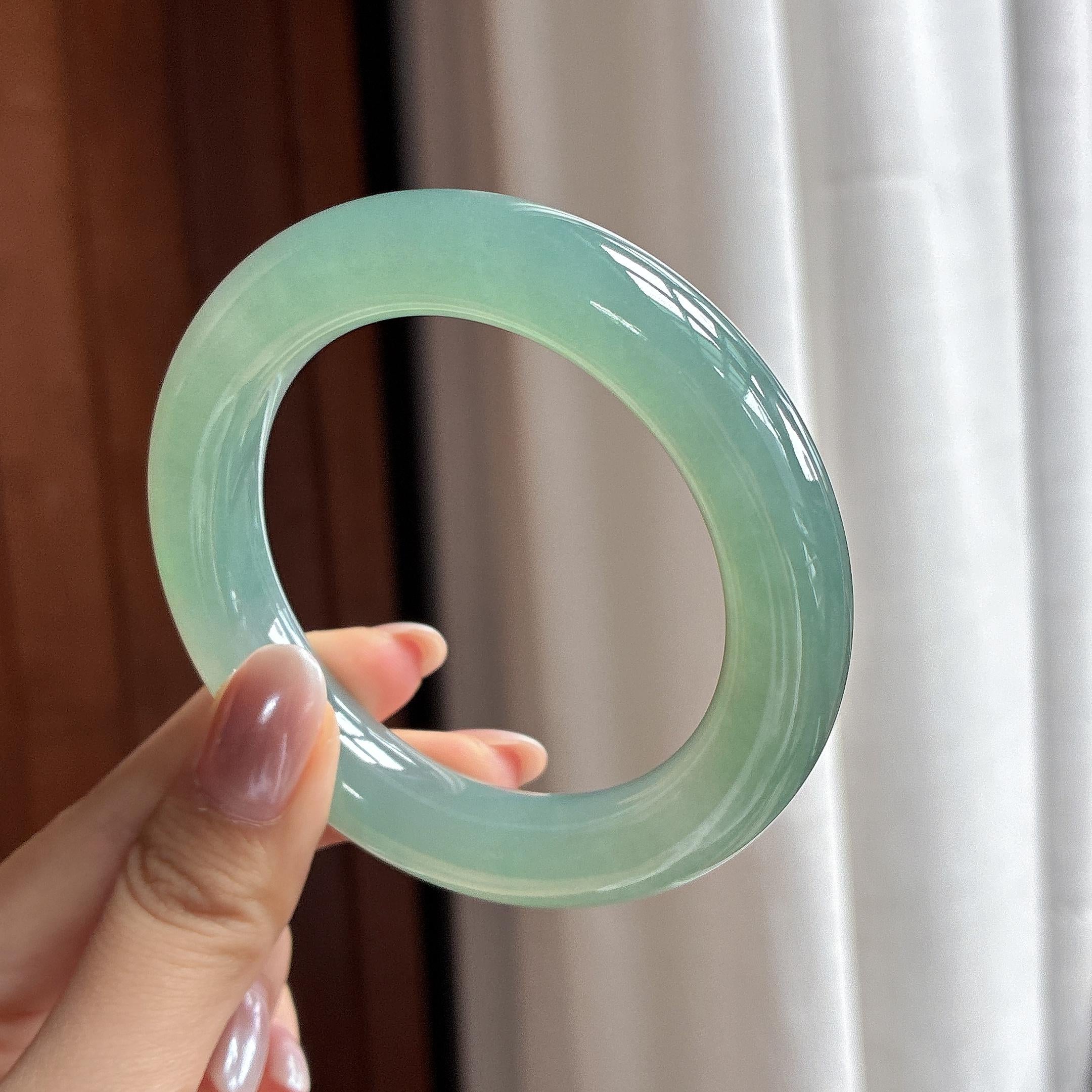 胖圆条 冰种湖水绿圆条手镯 55圈 天然缅甸A货翡翠（yc530445）