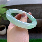 糯冰种晴底飘绿洒金圆条手镯（58mm）（yc223251）