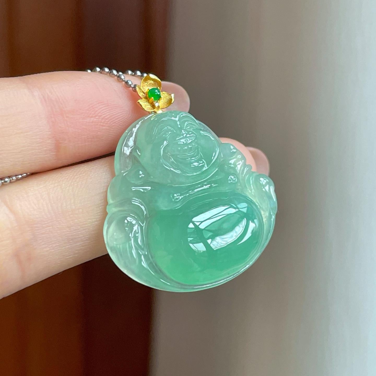 18k金扣头冰种果绿翡翠佛公（yc349838）