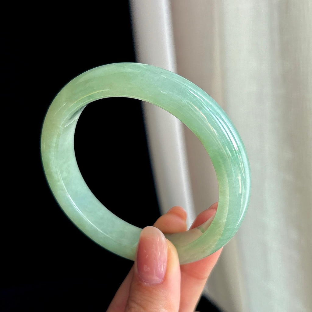 糯冰晴底翡翠平安镯（56.4mm)（yc329494）