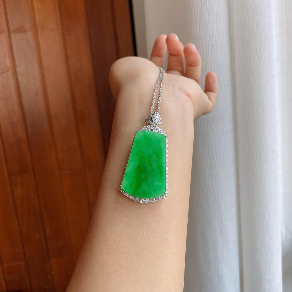 18k金钻镶冰种满绿翡翠无事牌（yc257263）