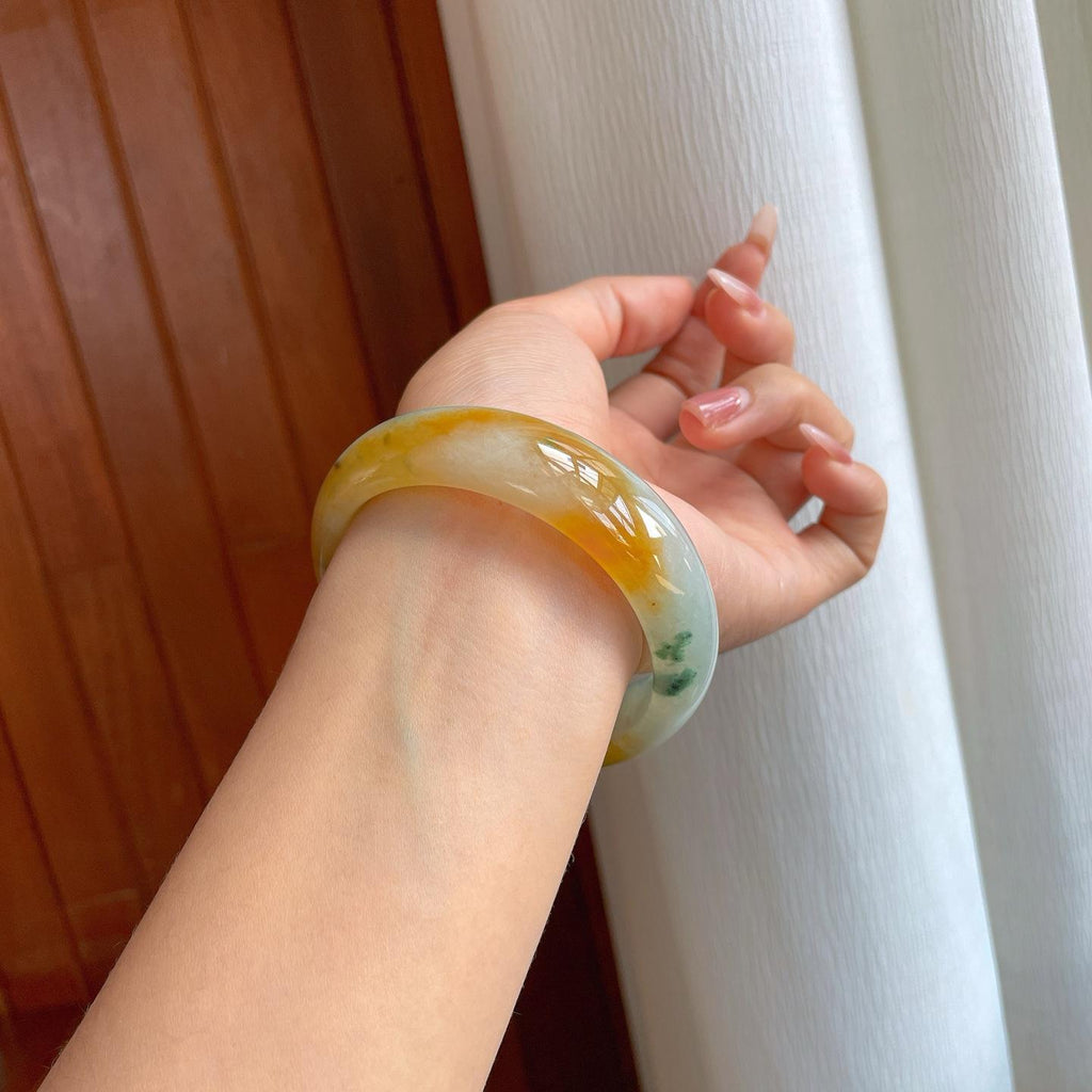冰种黄翡飘花宽版特色平安镯（60.6mm）（yc310756）
